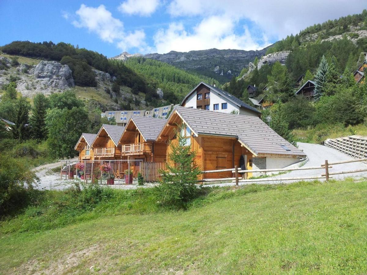 Chalet 6 Pers Avec Spa, Terrasse Plein Sud A Saint-Michel-De-Chaillol - Fr-1-393-22 Exteriér fotografie
