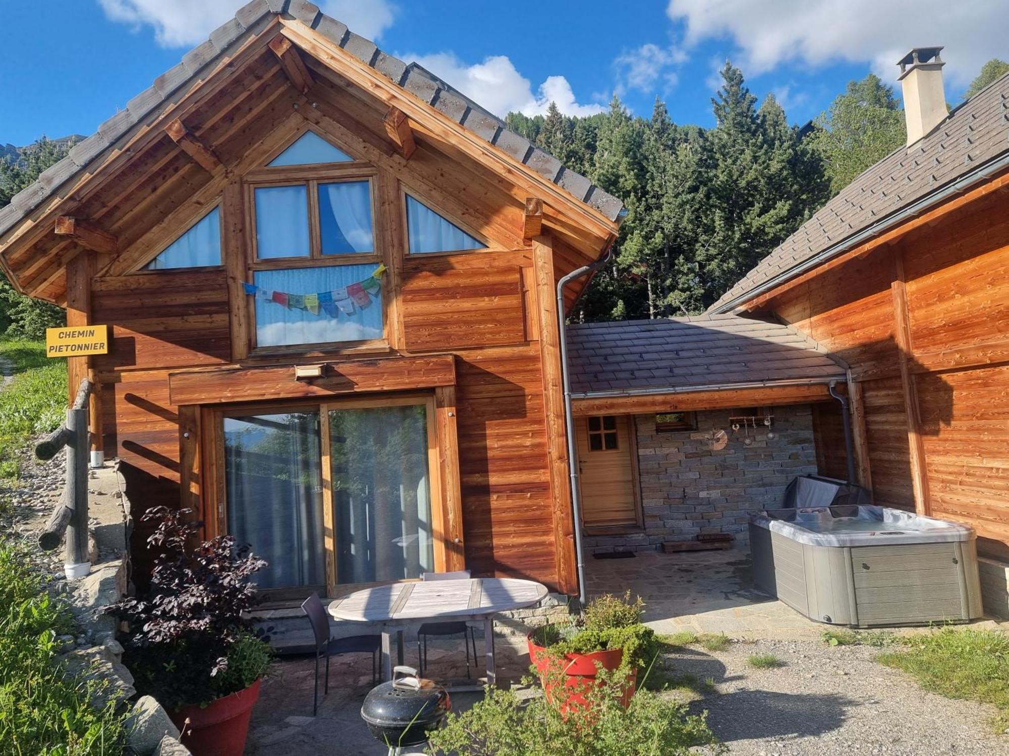 Chalet 6 Pers Avec Spa, Terrasse Plein Sud A Saint-Michel-De-Chaillol - Fr-1-393-22 Pokoj fotografie